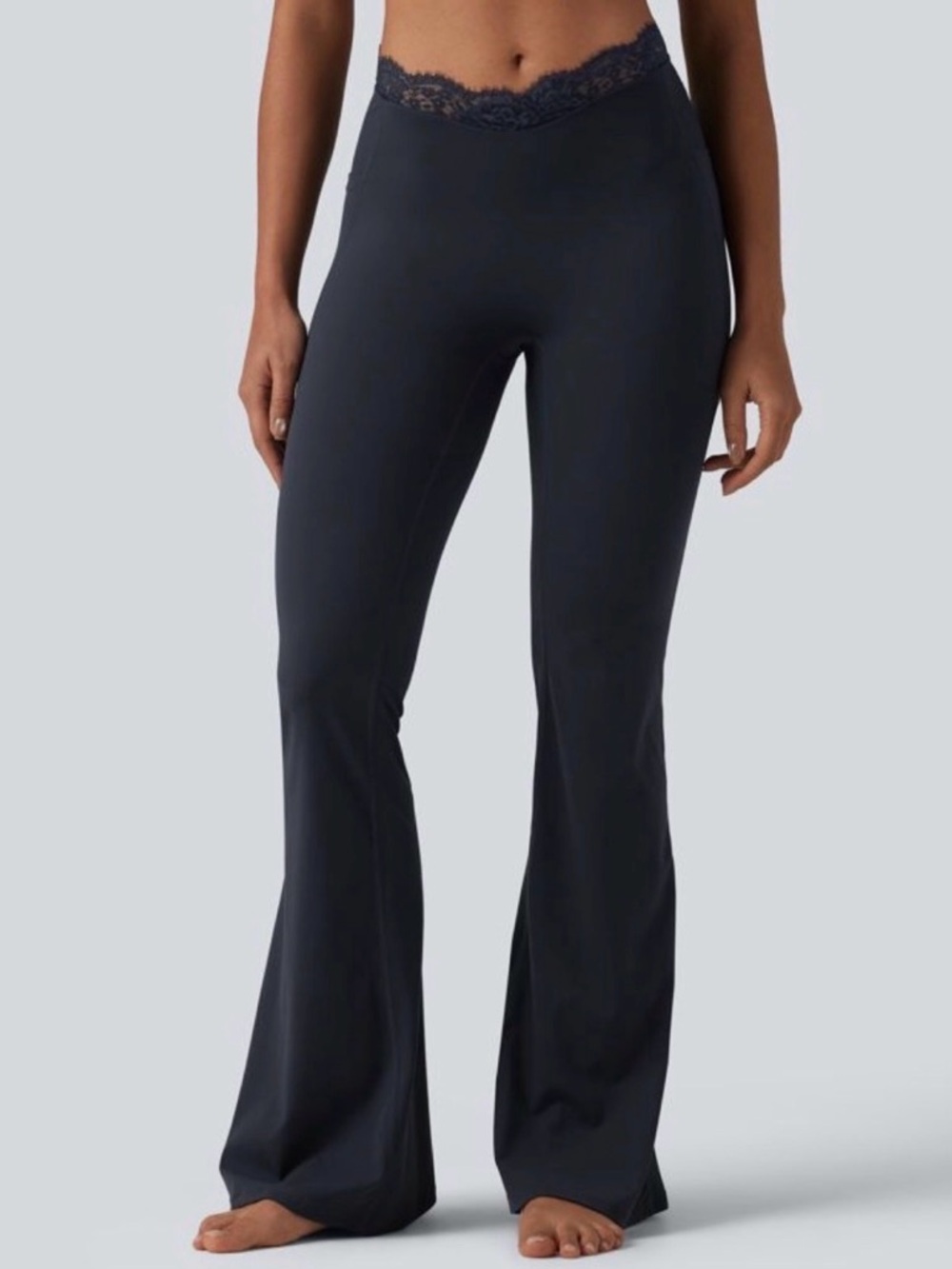 HALARA UltraSculpt V-shaped High Waisted Contrast Lace Yoga Flare